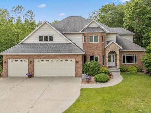 S4154 Whispering Pines Drive, Baraboo, WI, 53913 | Card Image