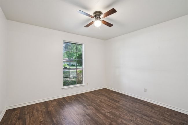 338 S Stewart Ave, Home with 6 bedrooms, 4 bathrooms and 4 parking in Lancaster TX | Image 22
