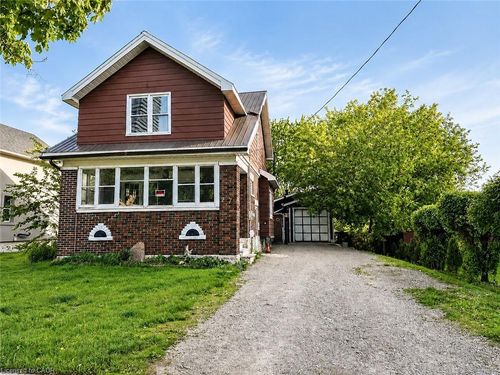 27 Oak Street, Kitchener, ON, N2G1L4 | Card Image