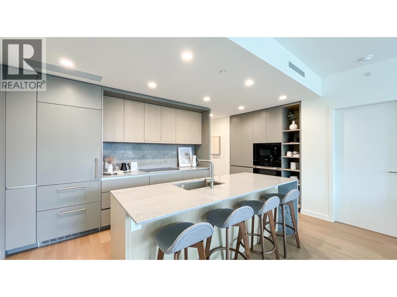 Residential in West Vancouver 3