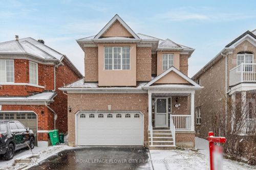 39 Culture Cres, Brampton, ON, L6X4X8 | Card Image