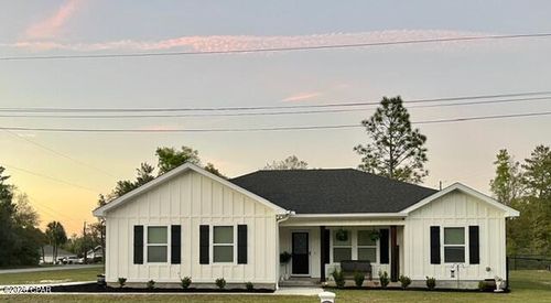 3881 Merger Dr, Chipley, FL, 32428-3054 | Card Image