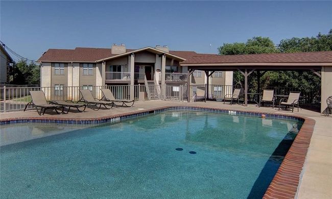 Community pool | Image 16