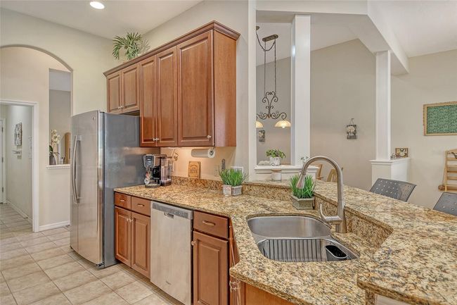 12358 Lavender Loop, House other with 4 bedrooms, 3 bathrooms and null parking in BRADENTON FL | Image 13