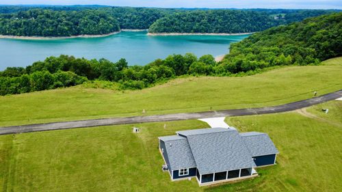 541 Beacon St, Russell Springs, KY, 42642-9034 | Card Image