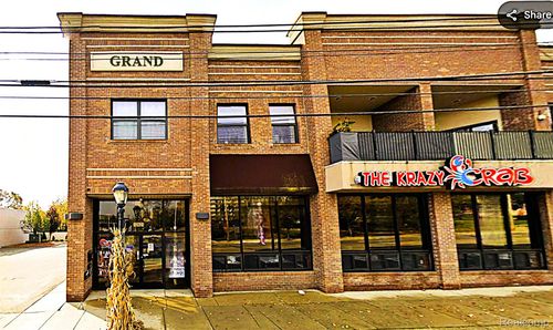 b-32821 Grand River Ave, Farmington, MI, 48336-3115 | Card Image