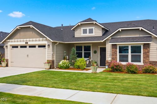 4471 Sw Majestic Ave, Redmond, OR, 97756-6824 | Card Image