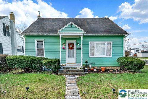 134 W Montgomery Street, Allentown City, PA, 18103 | Card Image