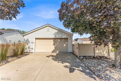 4825 Scotch Pine Way, North Ridgeville, OH, 44039-2342 | Card Image