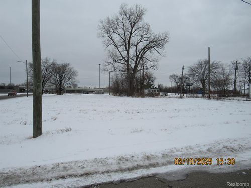 13108 Dequindre St, Detroit, MI, 48212-2158 | Card Image