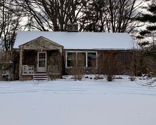 1135 Lakeview Dr, Schererville, IN, 46375-1506 | Card Image