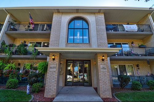 104-6655 64th Pl, Chicago, IL, 60638-4949 | Card Image