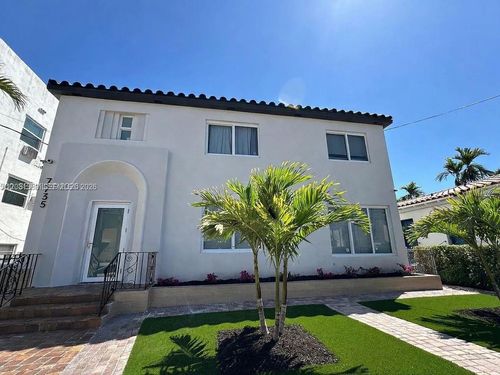 2-7735 Byron Ave, Miami Beach, FL, 33141 | Card Image