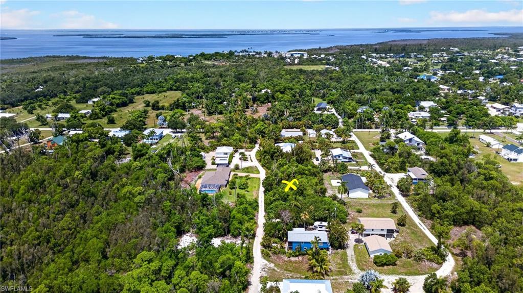 Land in BOKEELIA