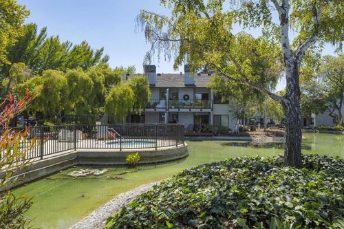 918-905 W Middlefield Rd, Mountain View, CA, 94043-3202 | Card Image