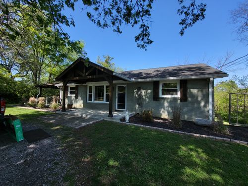 304 Dorr Dr, Goodlettsville, TN, 37072-1317 | Card Image