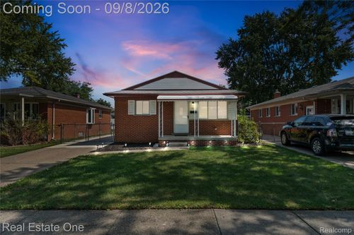 7917 Campbell St, Taylor, MI, 48180-2556 | Card Image