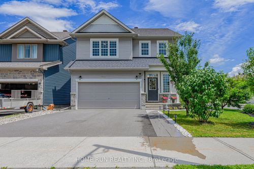 77 Defence St, Ottawa, ON, K2V0N3 | Card Image