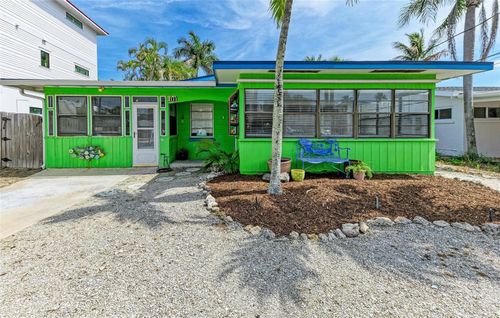 2111 Avenue B, BRADENTON BEACH, FL, 34217-2255 | Card Image