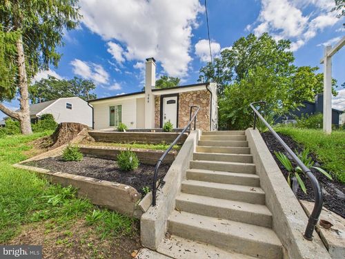 944 Balboa Ave, CAPITOL HEIGHTS, MD, 20743-3935 | Card Image