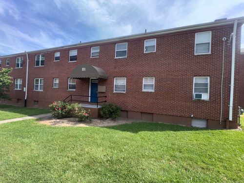 apt-4-20 Clermont St, Hartford, CT, 06106-3950 | Card Image