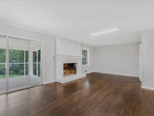 1110 Upper Hembree Rd, House other with 2 bedrooms, 2 bathrooms and null parking in Roswell GA | Image 18