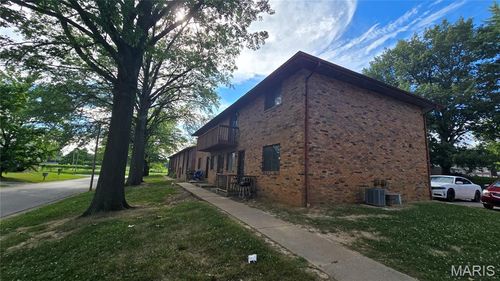 apt-4-5 Yorkshire Ln, Shiloh, IL, 62221-3268 | Card Image
