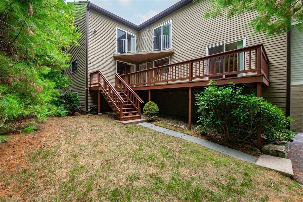 Captain Eames Cir, Ashland, MA 01721