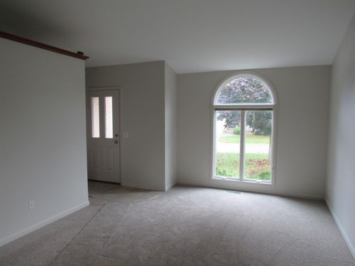 6062 Belmont Ct, Grand Blanc, MI, 48439-8679 | Card Image