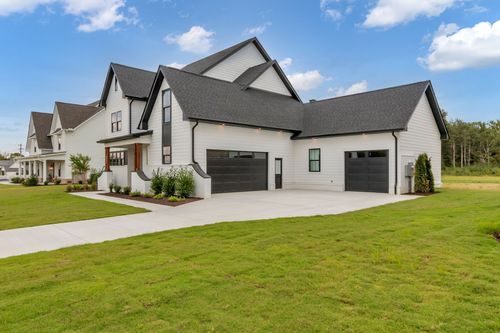 7205 Denton Dr, Christiana, TN, 37037-2201 | Card Image