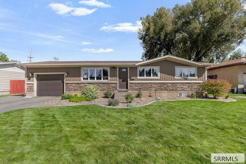 452 Spruce Drive, Idaho Falls, ID, 83401 | Card Image