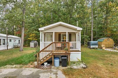 137 Pineland Park Road, House other with 2 bedrooms, 2 bathrooms and null parking in Milton NH | Image 2