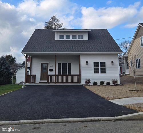 1015 Chambers St, HARRISBURG, PA, 17113-1604 | Card Image