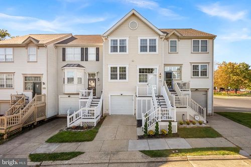 126 Oliver Ct, PURCELLVILLE, VA, 20132-5801 | Card Image