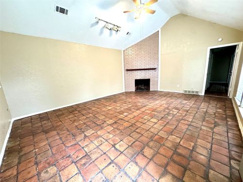 13357 Kit Ln, Dallas, TX, 75240-5840 | Card Image