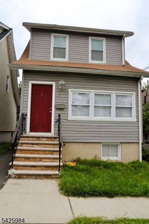 134 High St, West Orange, NJ, 07052-6039 | Card Image