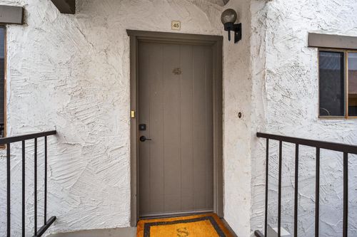 unit-45-1050 E Ramon Rd, Palm Springs, CA, 92264-7747 | Card Image