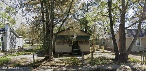 811 Mackinaw St, Jacksonville, FL, 32254-3216 | Card Image