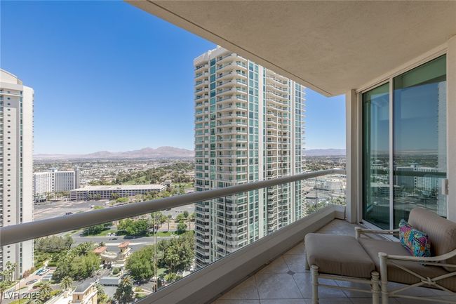 UNIT-2502 - 2877 Paradise Rd, Home with 3 bedrooms, 3 bathrooms and 1 parking in Las Vegas NV | Image 59