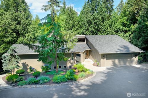 19622 Se 19th St, Sammamish, WA, 98075-9639 | Card Image