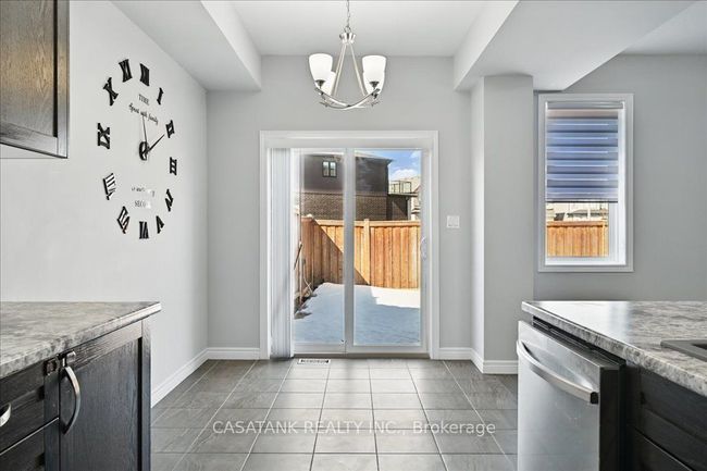 103 Springvalley Cres, House attached with 4 bedrooms, 3 bathrooms and 2 parking in Hamilton ON | Image 15
