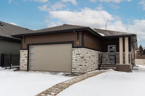 37 Terra Close, Red Deer, AB, T4P0T7 | Card Image