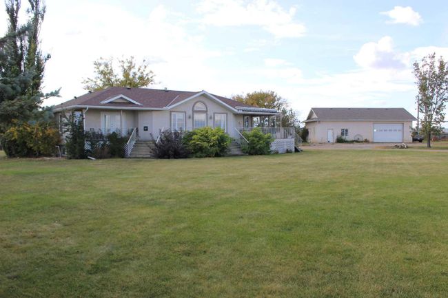 211018 Twp Rd 11 08, Home with 2 bedrooms, 2 bathrooms and null parking in Picture Butte AB | Image 30