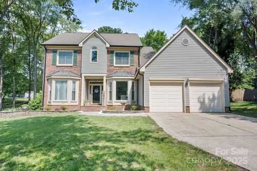 1045 Fairway Ridge Rd Nw, Concord, NC, 28027-8106 | Card Image
