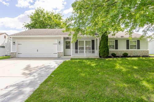 7301 Muirfield Pl, Indianapolis, IN, 46237-9402 | Card Image