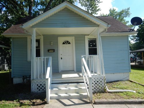 2059 Sale Rd, Columbus, OH, 43224-2438 | Card Image