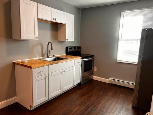 1-41 Park St, Dover, NH, 03820-3174 | Card Image