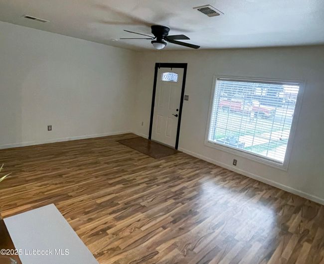 2808 3 Rd St, House other with 3 bedrooms, 2 bathrooms and null parking in Lubbock TX | Image 4