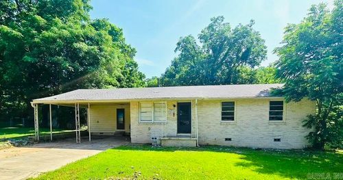3914 Susan Cir, North Little Rock, AR, 72118-4251 | Card Image