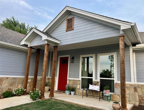 2413 Christine Dr, Granbury, TX, 76048-6449 | Card Image